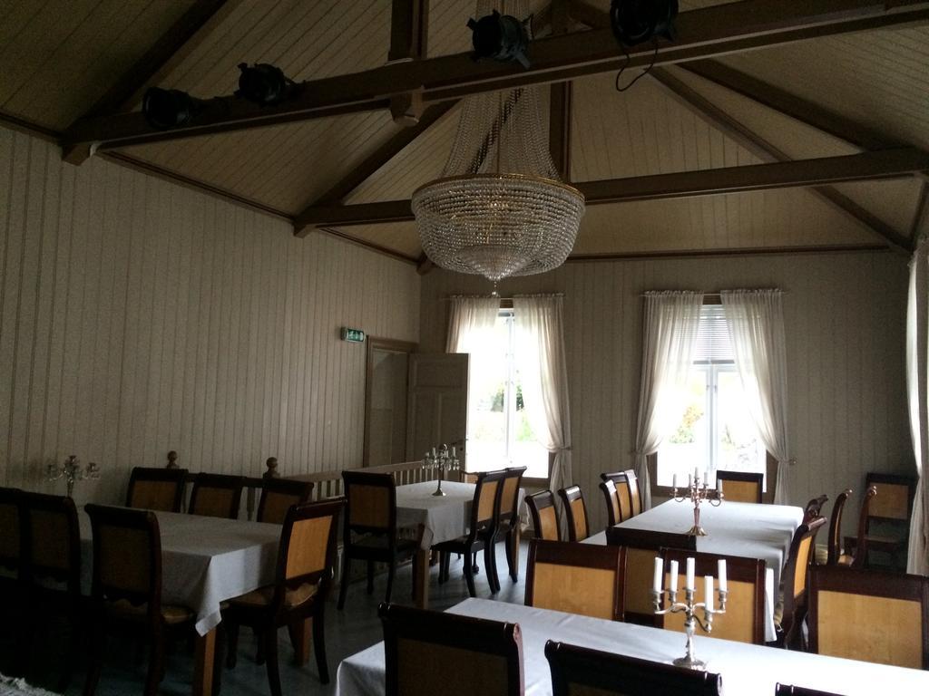 Gjestehuset Ibsen Гримстад Экстерьер фото
